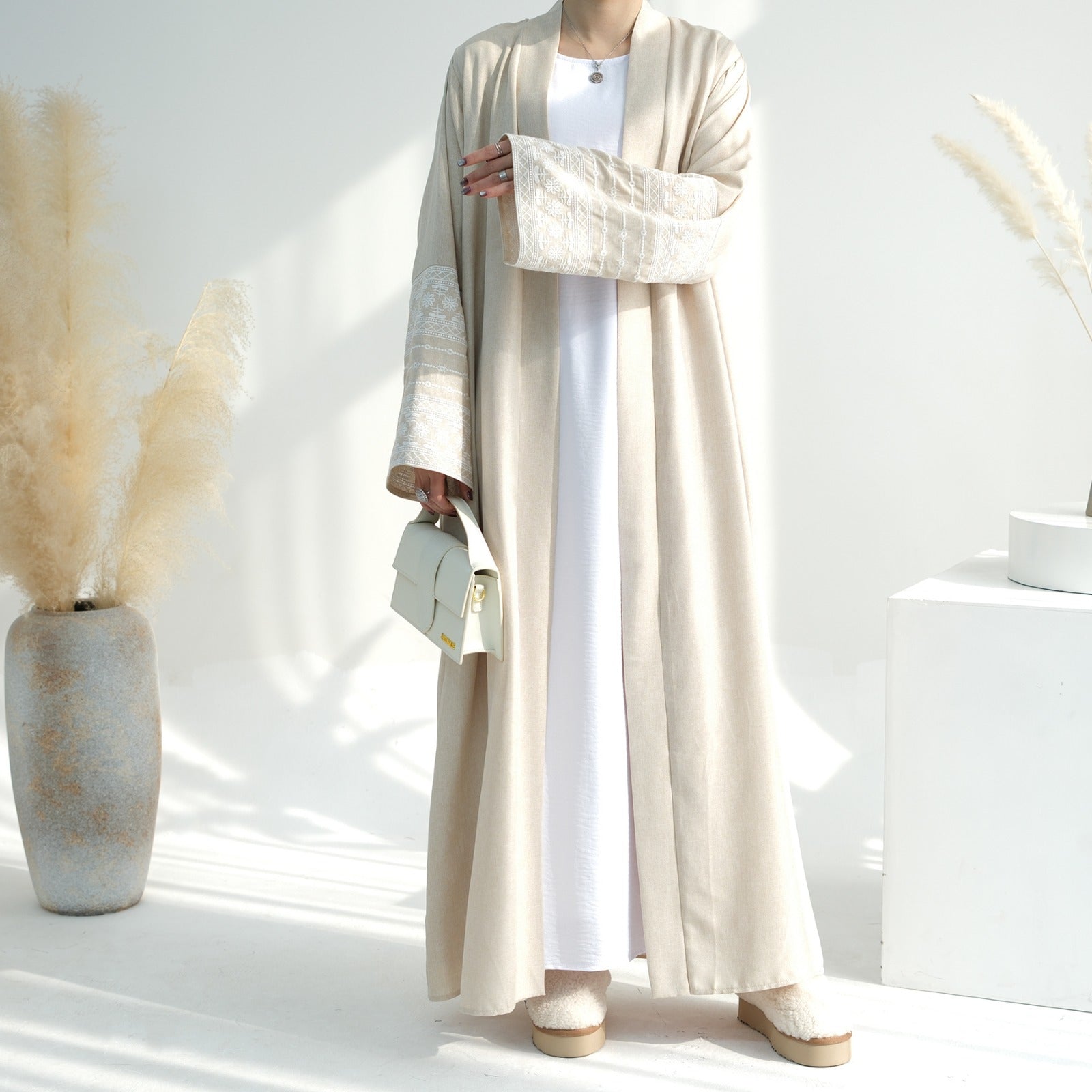 Antiekwit Geborduurde Kimono Abaya Jurk