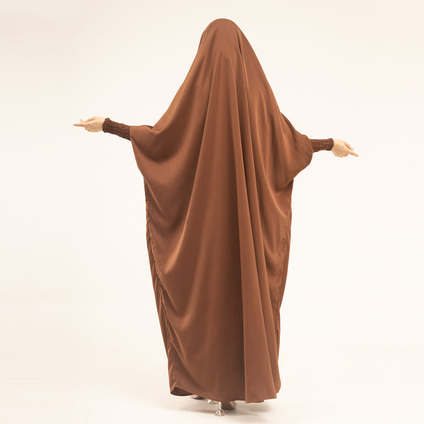 Karamelbruin Zijdezachte Satijn Onepiece Jilbab