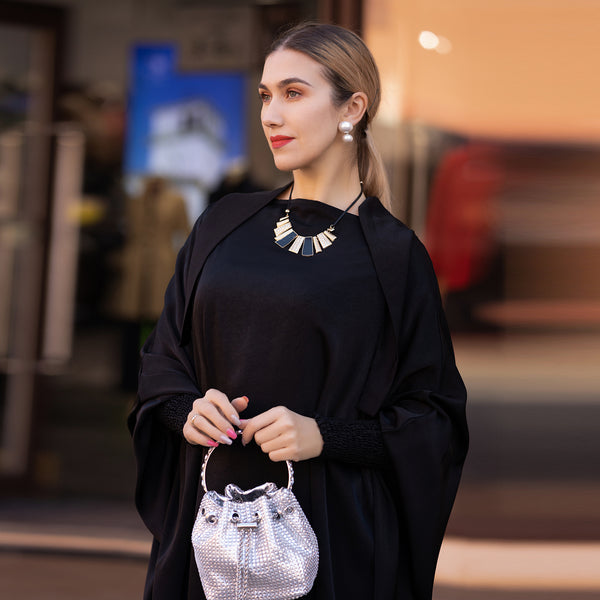 Nachtzwart Zijdezachte Satijn Onepiece Jilbab