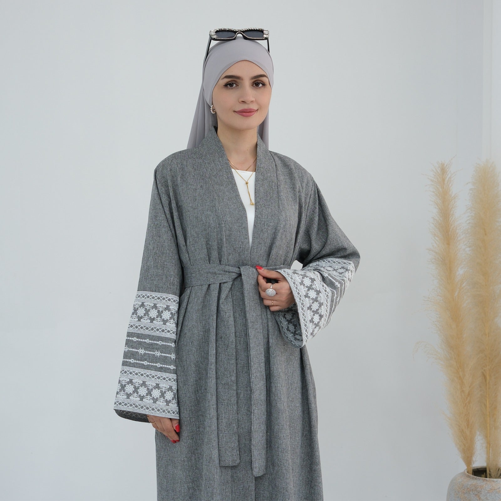 Stormgrijs Geborduurde Kimono Abaya Jurk